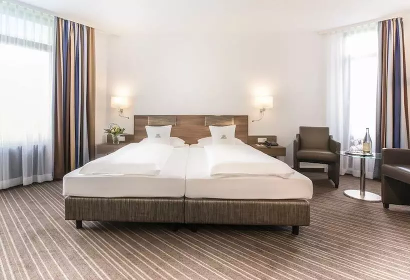 レイクビュースタンダードルーム, Parkhotel St.leonhard