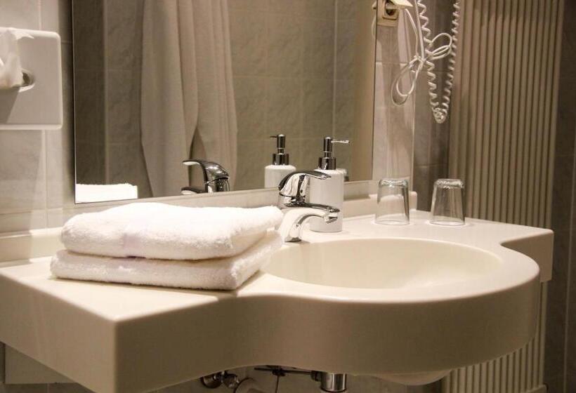 Номер Стандарт, Schlossberghotel Greiz