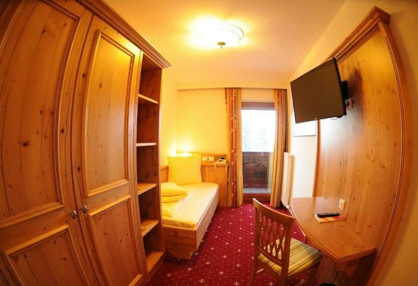 غرفة قياسية فردية مزودة بشُرفة, Sporthotel Tirolerhof