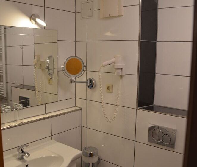Полулюкс, Tiptop Hotel Hirt