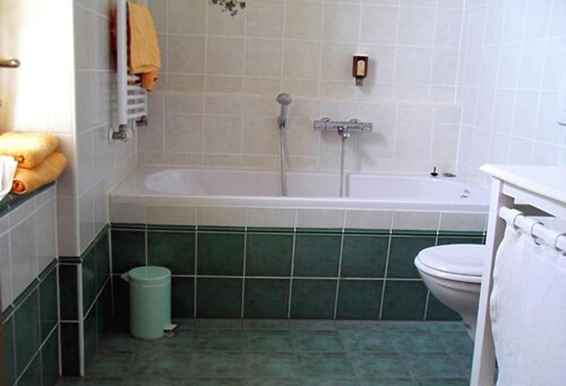 スタンダードルーム, Wein Hotel Auberge Mistral