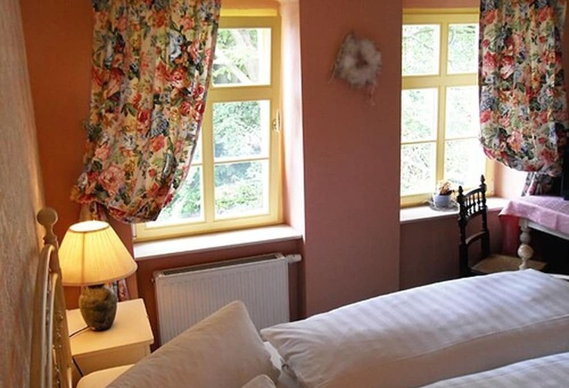 スタンダードルーム, Wein Hotel Auberge Mistral