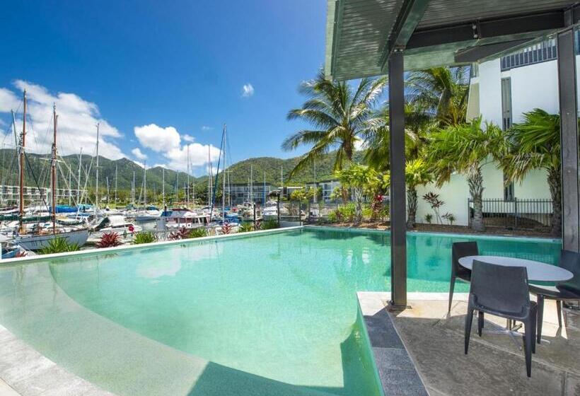 סטודיו דלוקס, Blue On Blue Superior Studio Room 1351