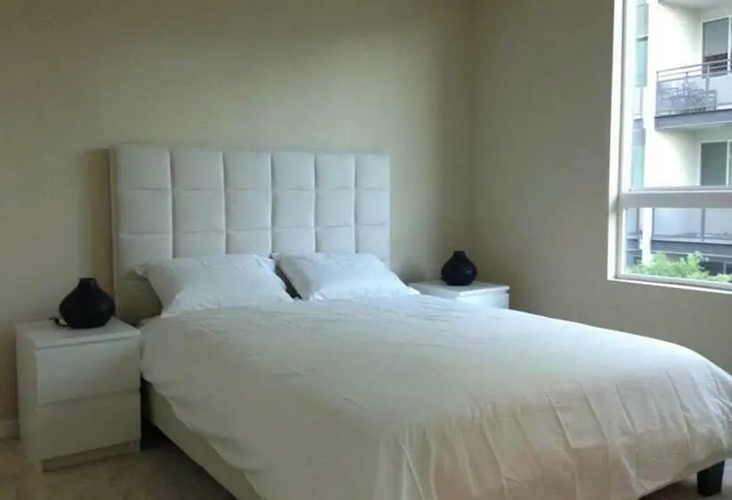 1ベッドルームアパートメント, Central Apartment