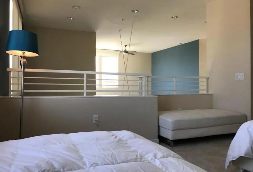 1ベッドルームペントハウスアパート, Central Apartment