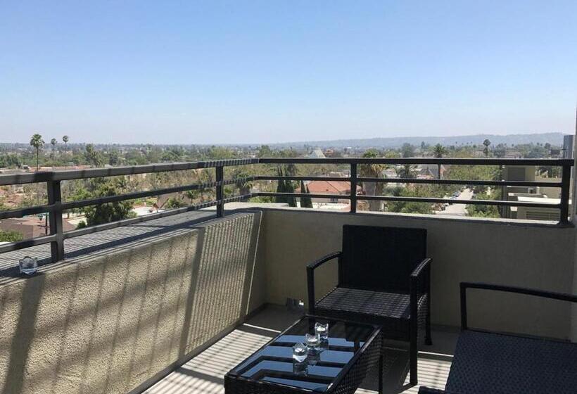 شقة دور أخير غرفة نوم واحدة, Central Apartment