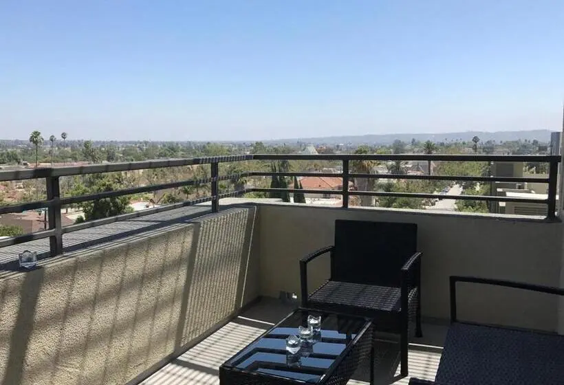1ベッドルームペントハウスアパート, Central Apartment