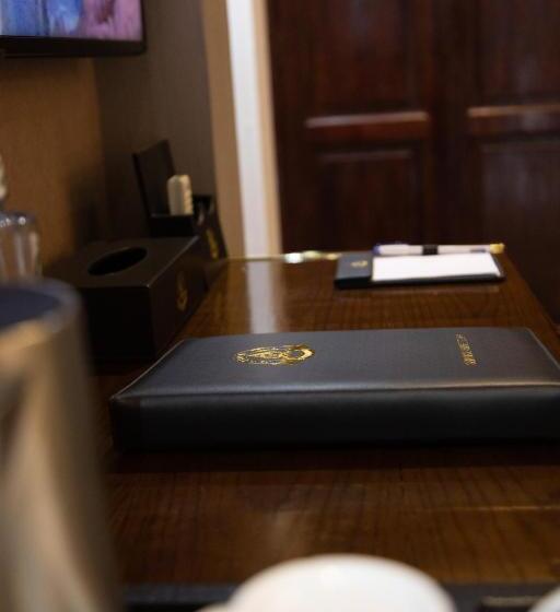 اتاق لوکس با بالکن و چشمانداز دریا, Cap Kivu