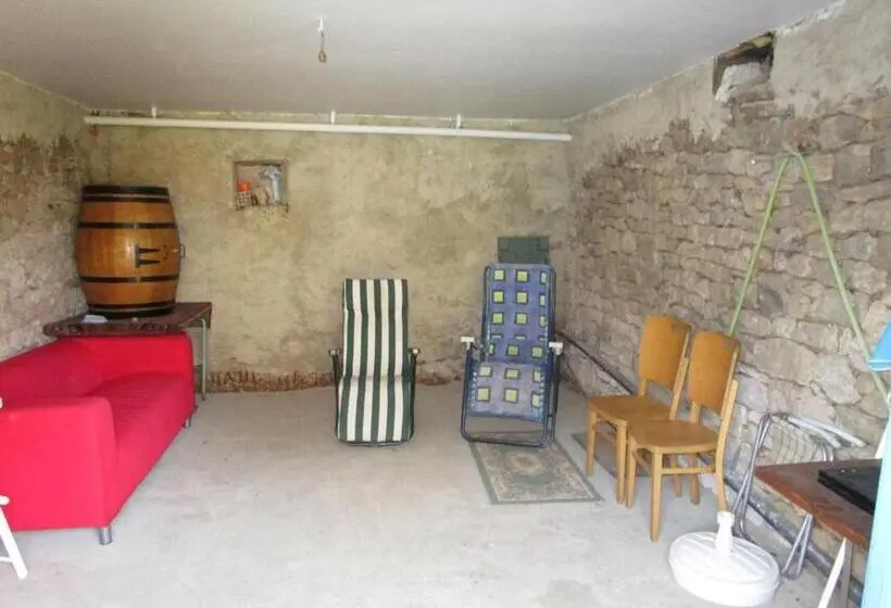 １ベッドルームハウス, Gîte Familial Avec Cheminée, Ping Pong, Près De La Grotte De Tourtoirac Et Du Château De Hautefort