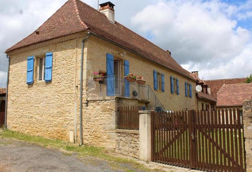 منزل غرفة نوم واحدة, Gîte Familial Avec Cheminée, Ping Pong, Près De La Grotte De Tourtoirac Et Du Château De Hautefort