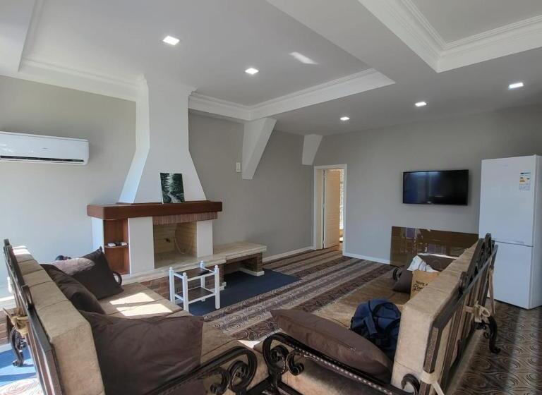 اتاق لوکس, Allseasons Hotel Gabala With A Hot Outdoor Pool ,sauna And Waterfall