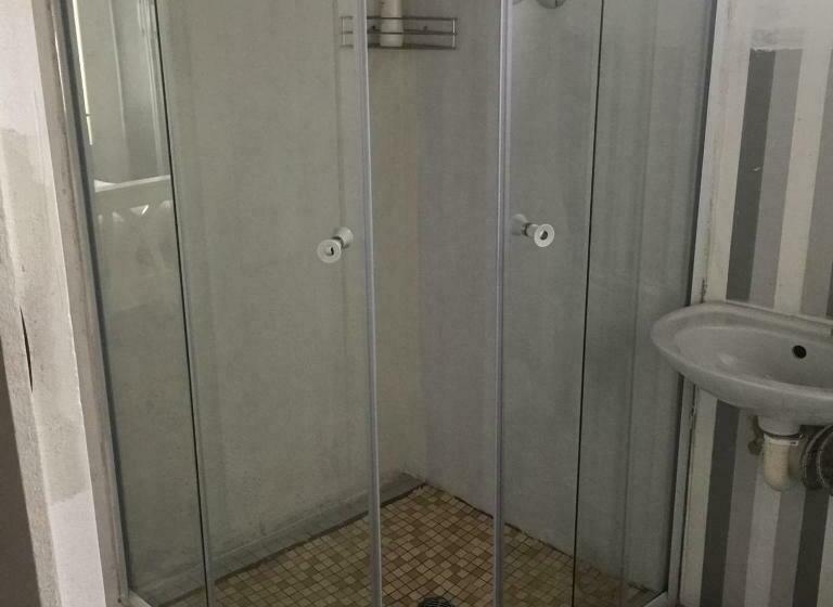 غرفة عائلية, Patzerella's Cozy Nest