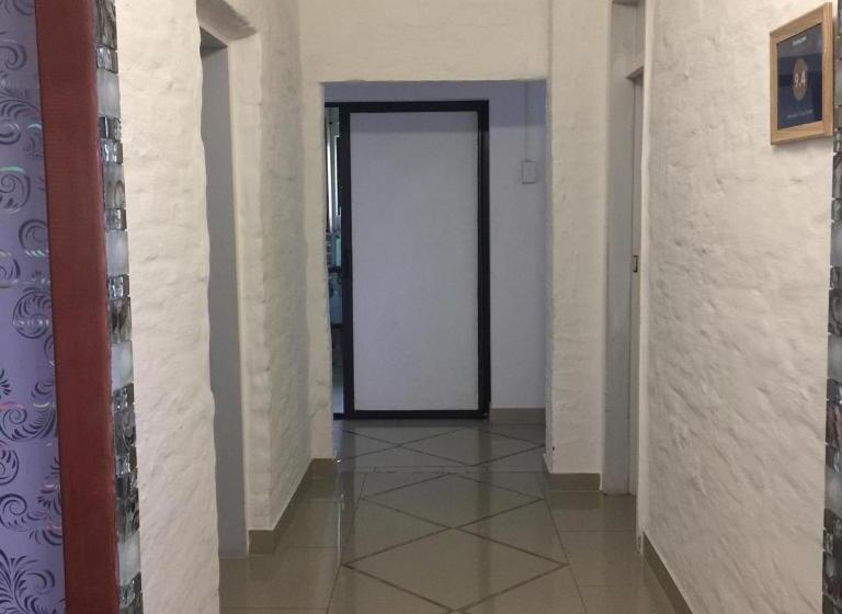 غرفة عائلية, Patzerella's Cozy Nest