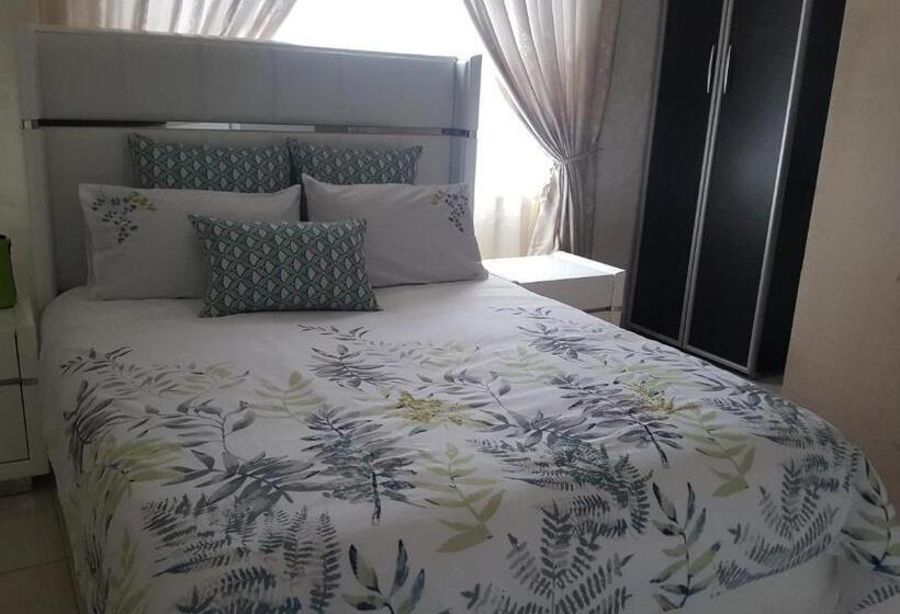 غرفة عائلية, Patzerella's Cozy Nest