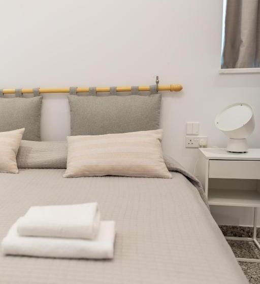 غرفة قياسية, Rooms Unique Staying In Paphos Centre