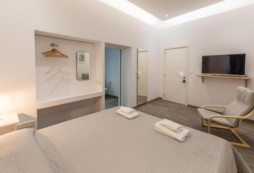 غرفة ديلوكس سرير كينج, Rooms Unique Staying In Paphos Centre
