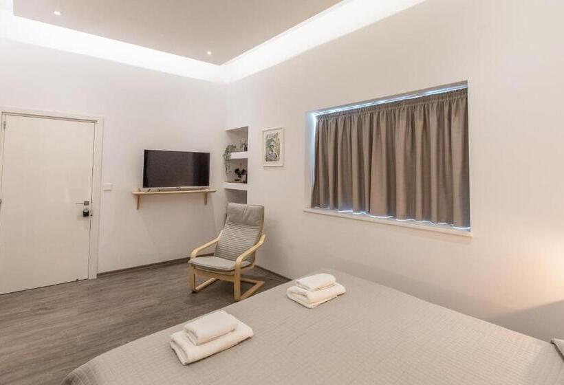 غرفة ديلوكس سرير كينج, Rooms Unique Staying In Paphos Centre