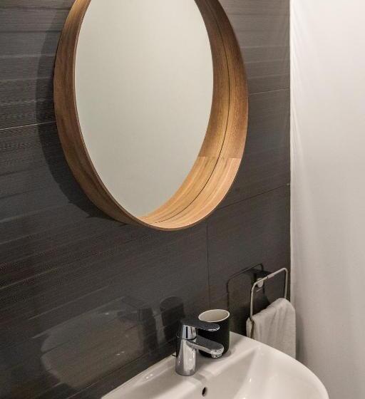 غرفة ديلوكس سرير كينج, Rooms Unique Staying In Paphos Centre