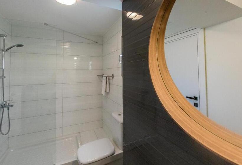 キングサイズベッドのデラックスルーム, Rooms Unique Staying In Paphos Centre