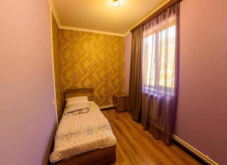 اتاق استاندارد, Aga