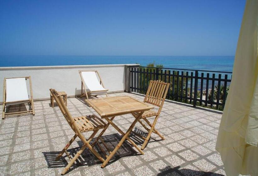 Полулюкс Одноместный с Террасой, Aurelia Sea View