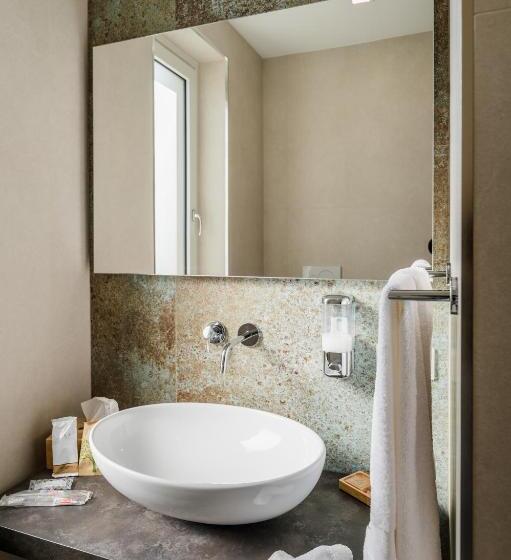 Четырехместный Номер Стандарт с Балконом, Aurelia Sea View