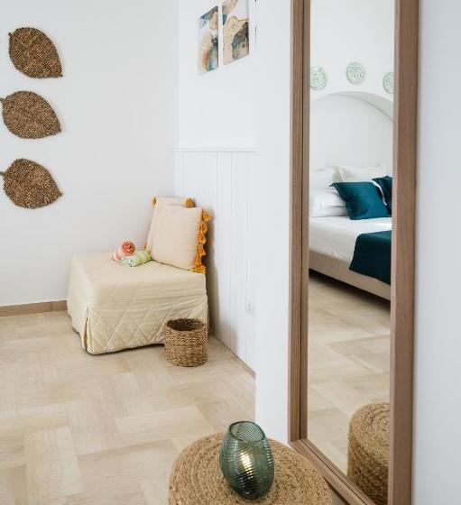 Четырехместный Номер Стандарт с Балконом, Aurelia Sea View