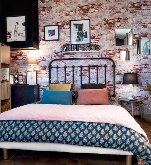 スタンダードルーム, La Norélie