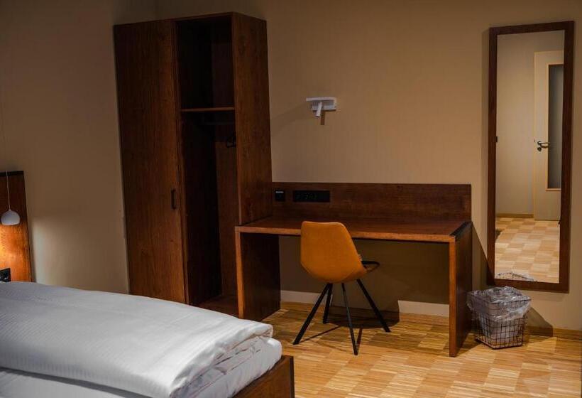 スタンダードルーム, Cavallestro Deluxe