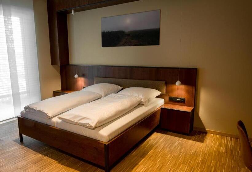 スタンダードルーム, Cavallestro Deluxe