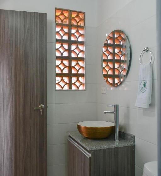 带大床的标准间, Ecohotel Guaduales Pereira