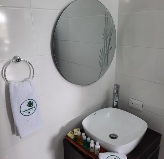 Номер Стандарт Трехместный, Ecohotel Guaduales Pereira