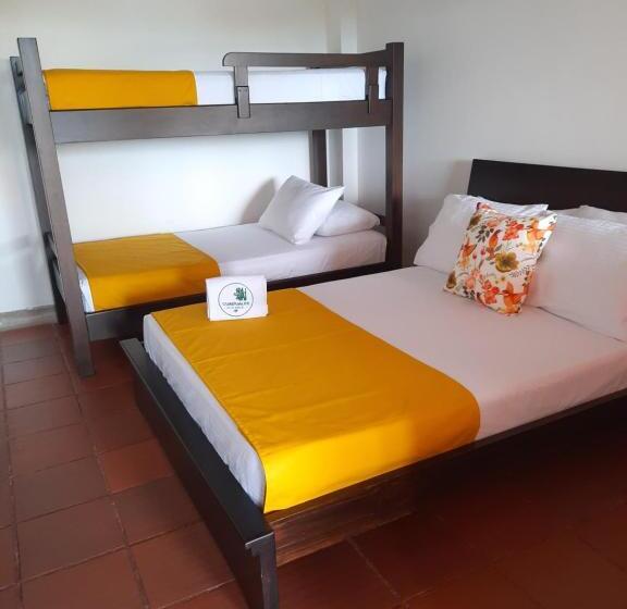 标准三人间, Ecohotel Guaduales Pereira