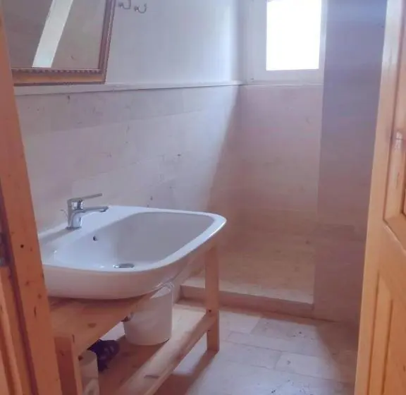اتاق استاندارد, Henry Agriturismo Manfredonia