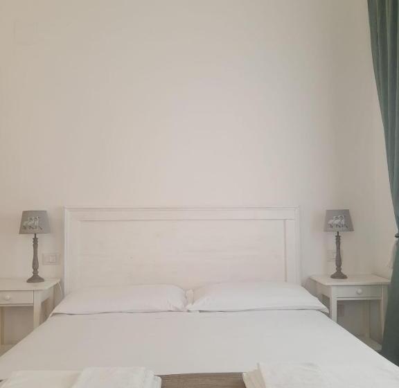 디럭스 룸, Henry Agriturismo Manfredonia