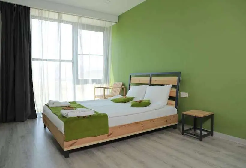 Standard-huone, Kaghni