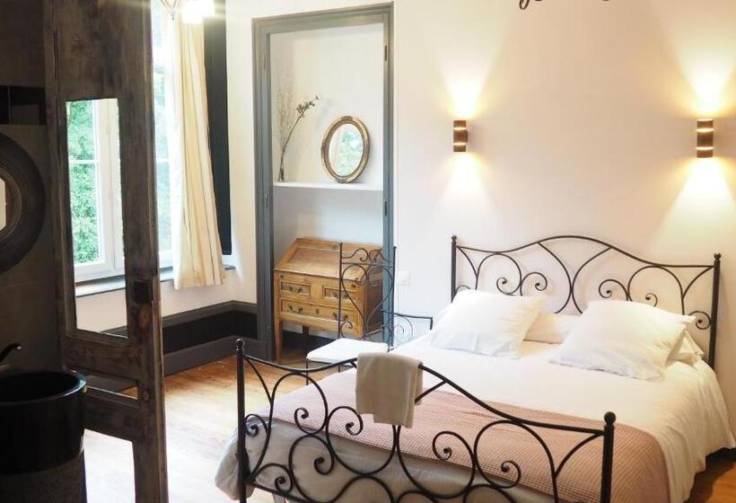 Четырехместный Номер Стандарт, La Garenne De Morestel