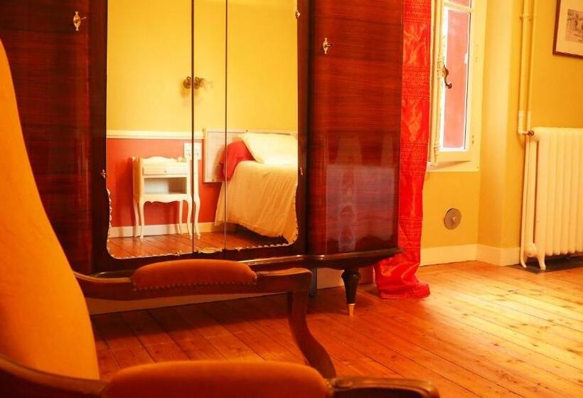 Номер Deluxe, La Garenne De Morestel