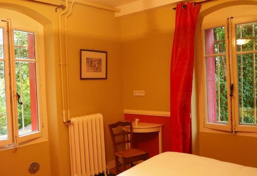 Номер Deluxe, La Garenne De Morestel