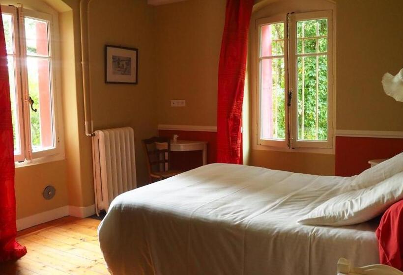 Номер Deluxe, La Garenne De Morestel