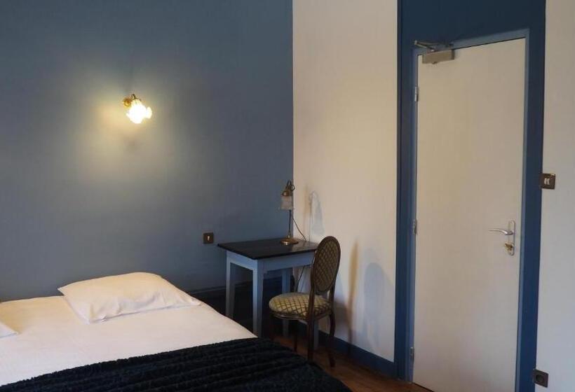 Номер Стандарт, La Garenne De Morestel