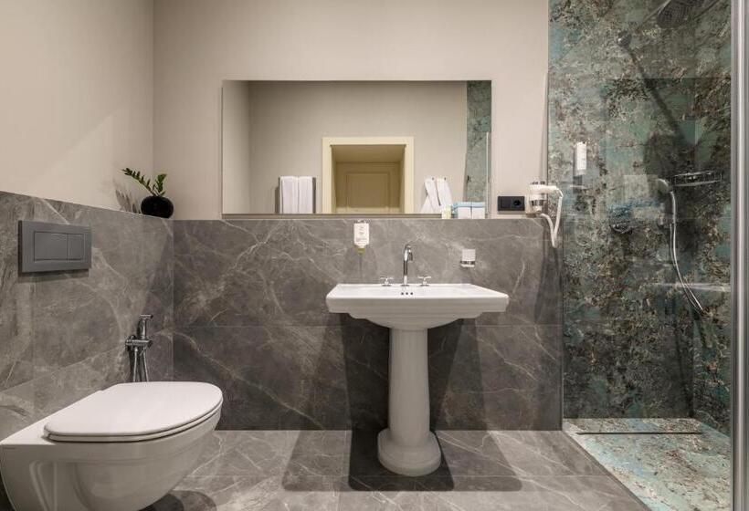 سوییت جونیور, Maestral