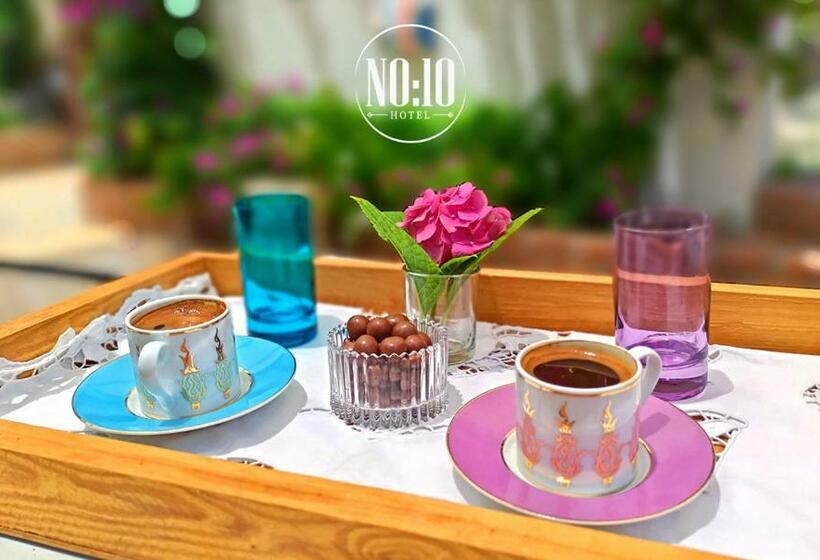 Номер Стандарт Вид на Сад, No 10