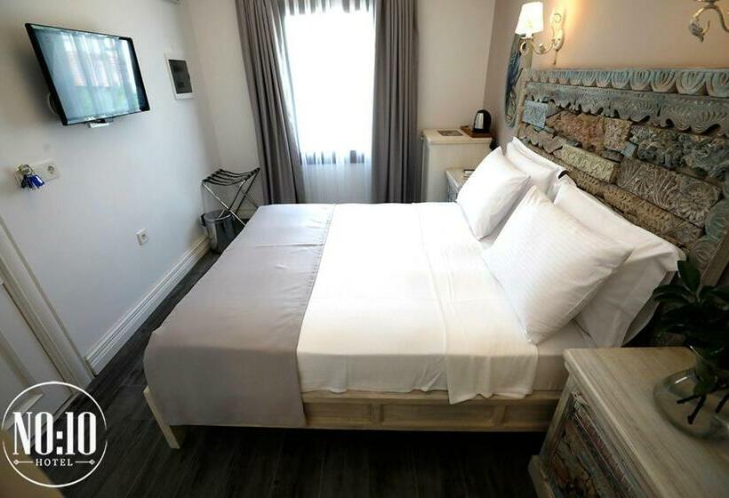 Номер Стандарт Вид на Сад, No 10