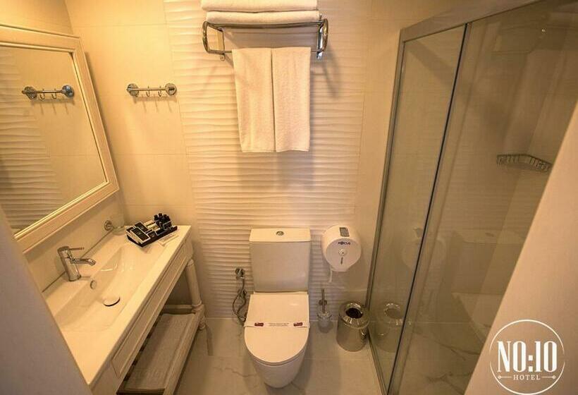 Номер Стандарт Вид на Сад, No 10