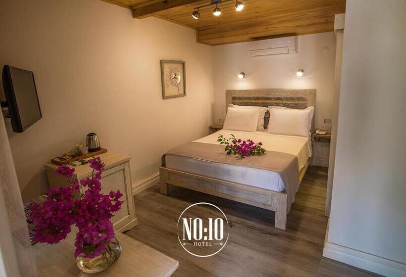 Номер Стандарт Вид на Сад, No 10