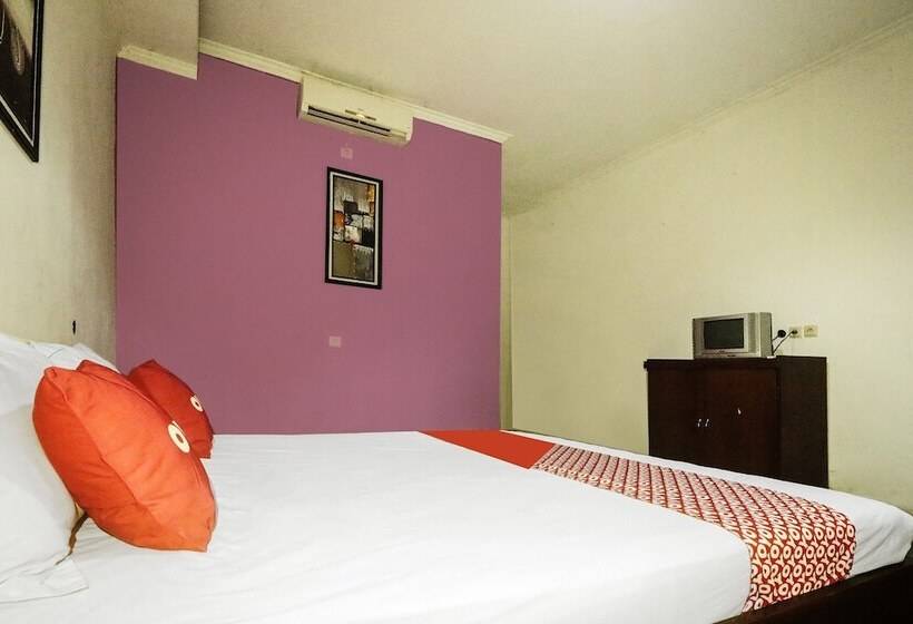 غرفة قياسية, Oyo 90490 Hotel Nyi Rindang