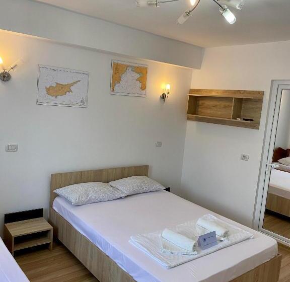 スタンダードトリプルルーム, Vila Cochilia Costinesti Ultracentral 3 Stele