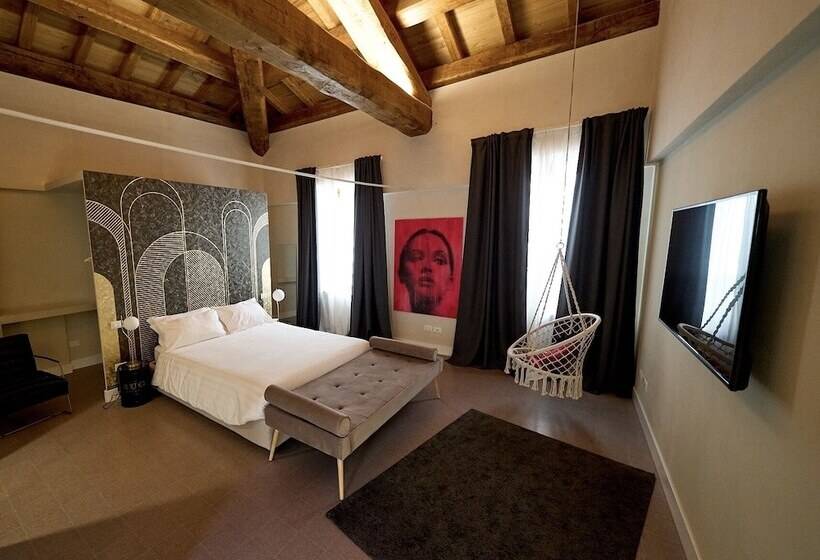 اتاق لوکس, Ginevra Boutique Rooms Palazzo Leosini Residenze D Epoca