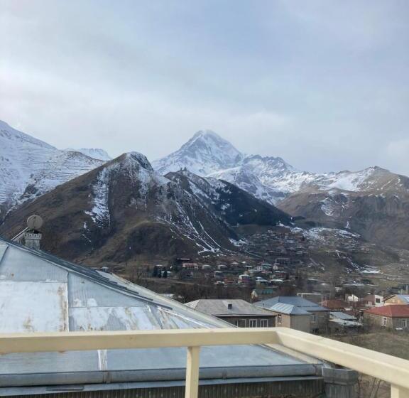 اتاق استاندارد با چشمانداز کوهستان, Mountain Heart